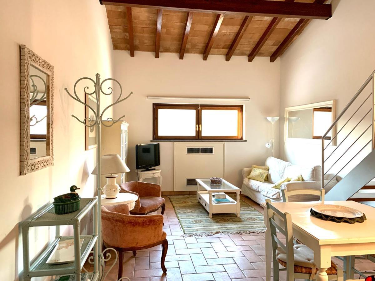 Agriturismo Potrero Grande Sul Lago Di Martignano Con Spiaggia 坎帕尼亚诺·迪罗马 外观 照片